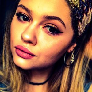 Meet your Posher, Kandace